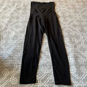 Lightweight, black maternity leggings – motherhood maternity – size medium